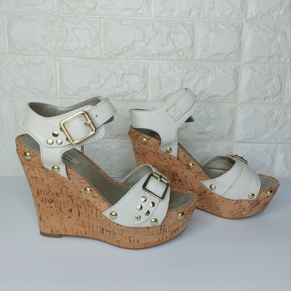 Guess wedges never worn - Picture 1 of 12